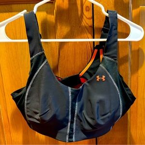 Under Armour Heat Gear sports bra
